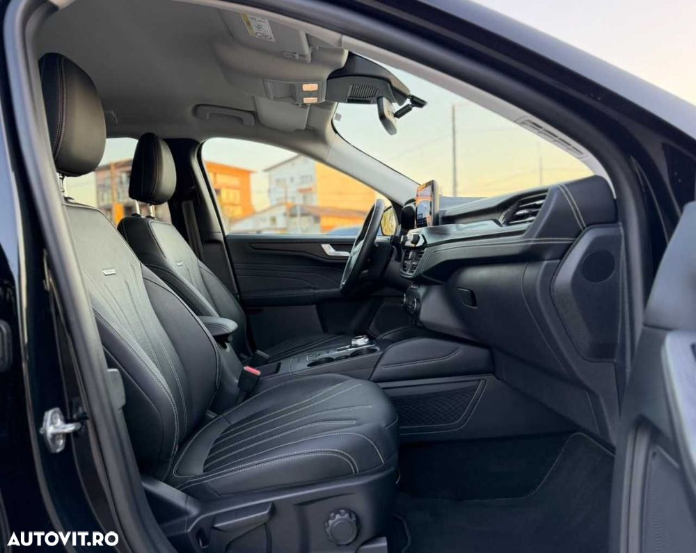 Ford Kuga - 21
