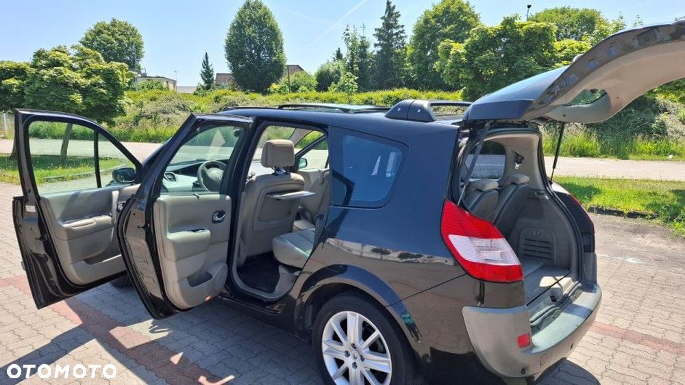 Renault Scenic 1.9 dCi Confort Privilege - 10