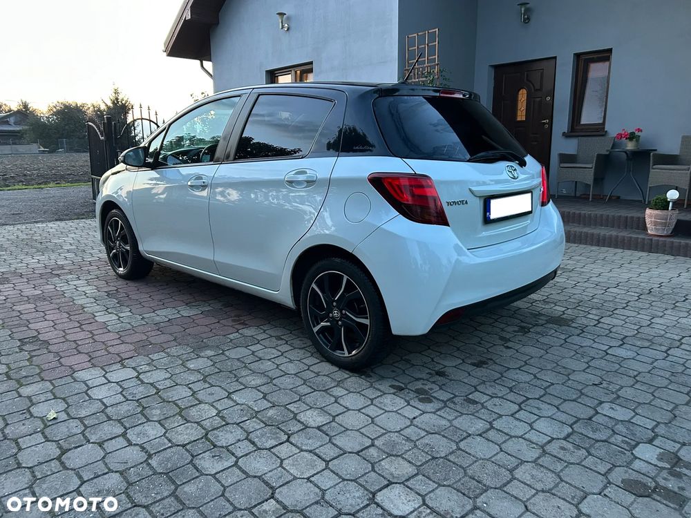 Toyota Yaris 1.33 Selection Pure - 8