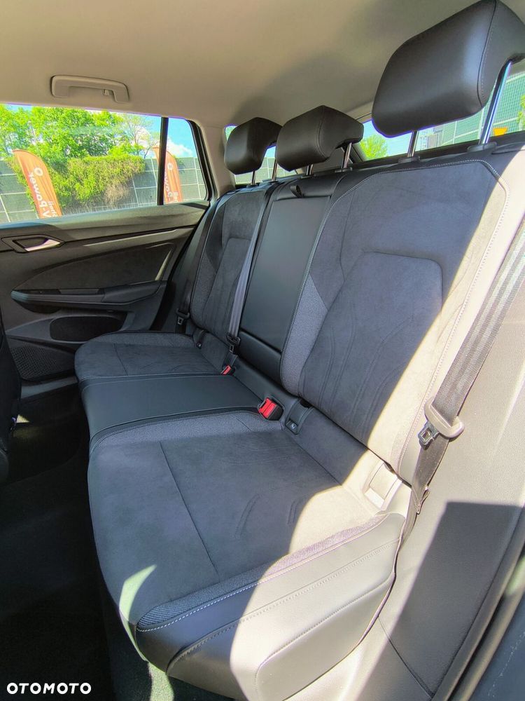 Volkswagen Golf Variant 1.5 TSI Business - 27