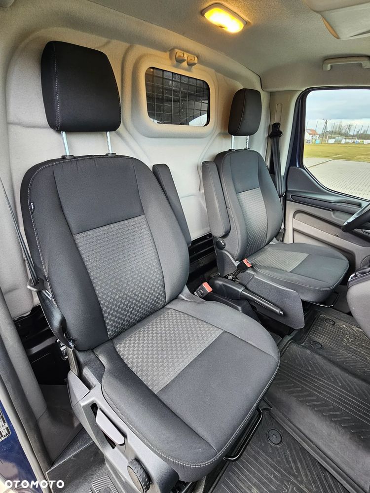 Ford Transit Custom - 14