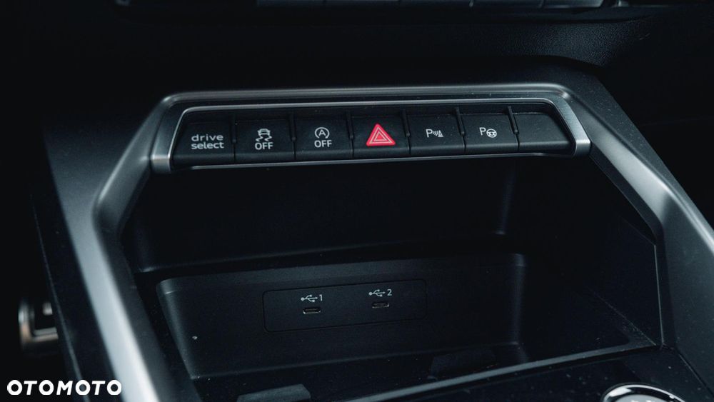 Audi RS3 Limousine - 25