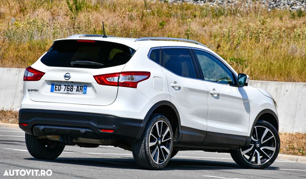 Nissan Qashqai 1.6 DCI Start/Stop X-TRONIC Tekna - 4