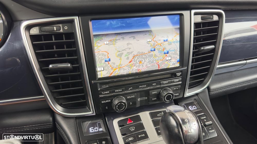 Porsche Panamera - 17