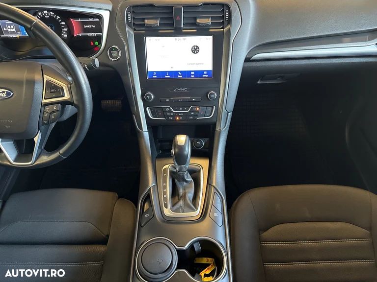 Ford Mondeo 2.0 HEV Trend - 17