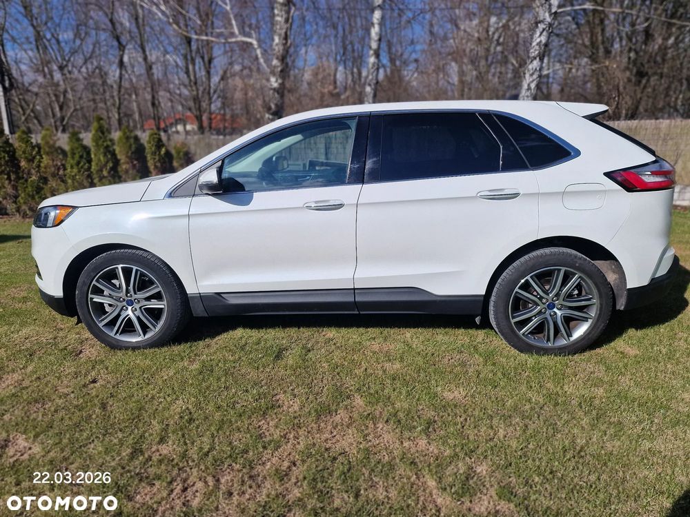 Ford Edge - 1