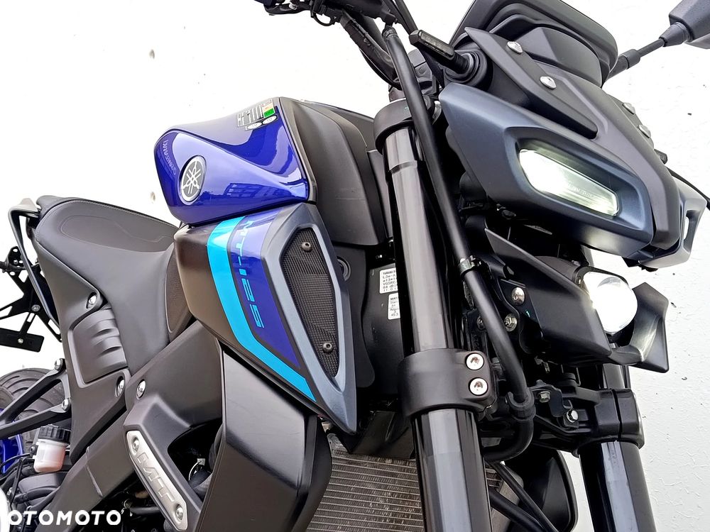 Yamaha MT - 12