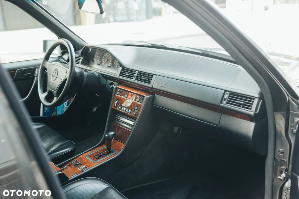 Mercedes-Benz W124 (1984-1993) - 15