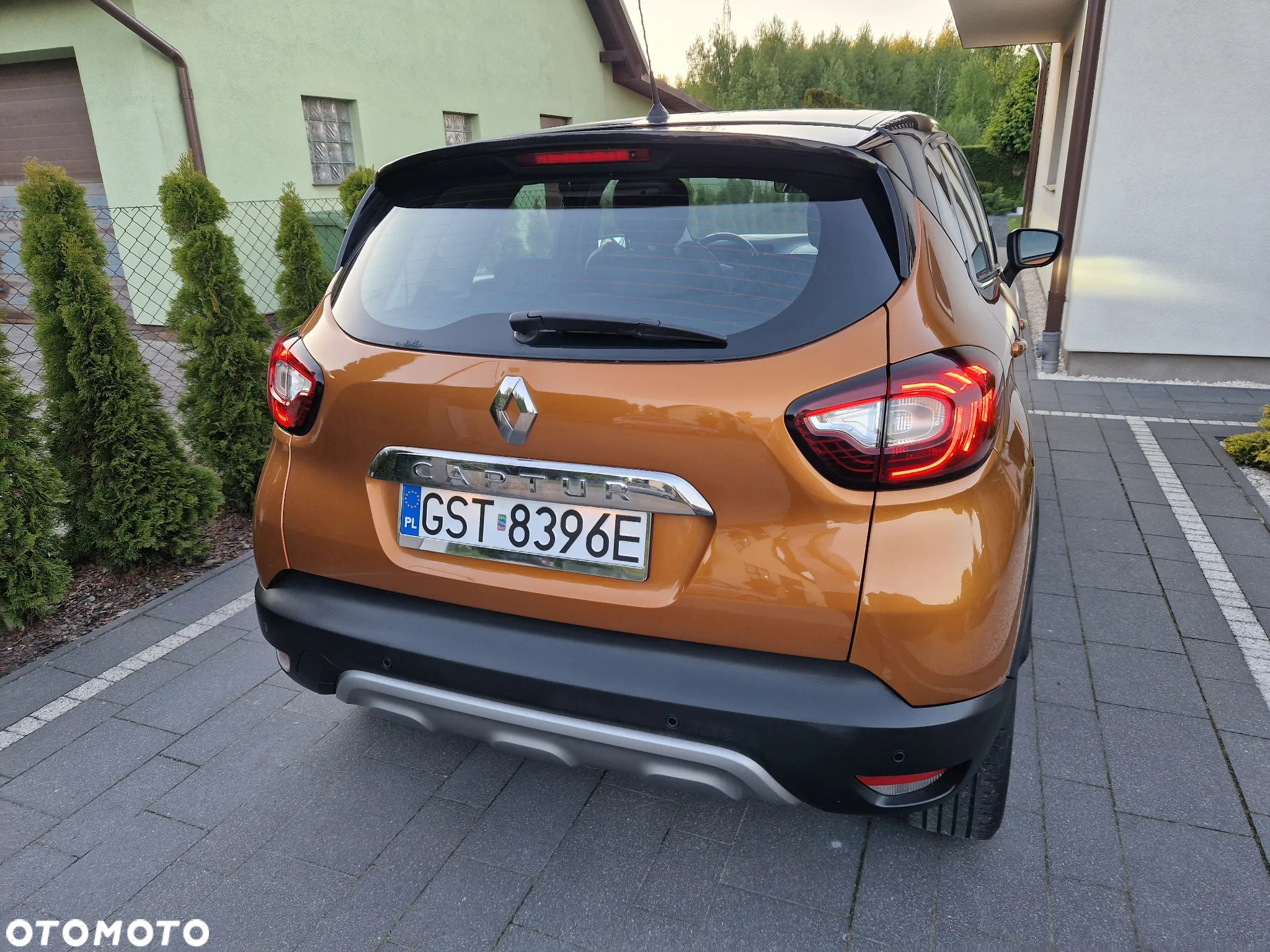 Renault Captur (ENERGY) TCe 90 BOSE EDITION - 4