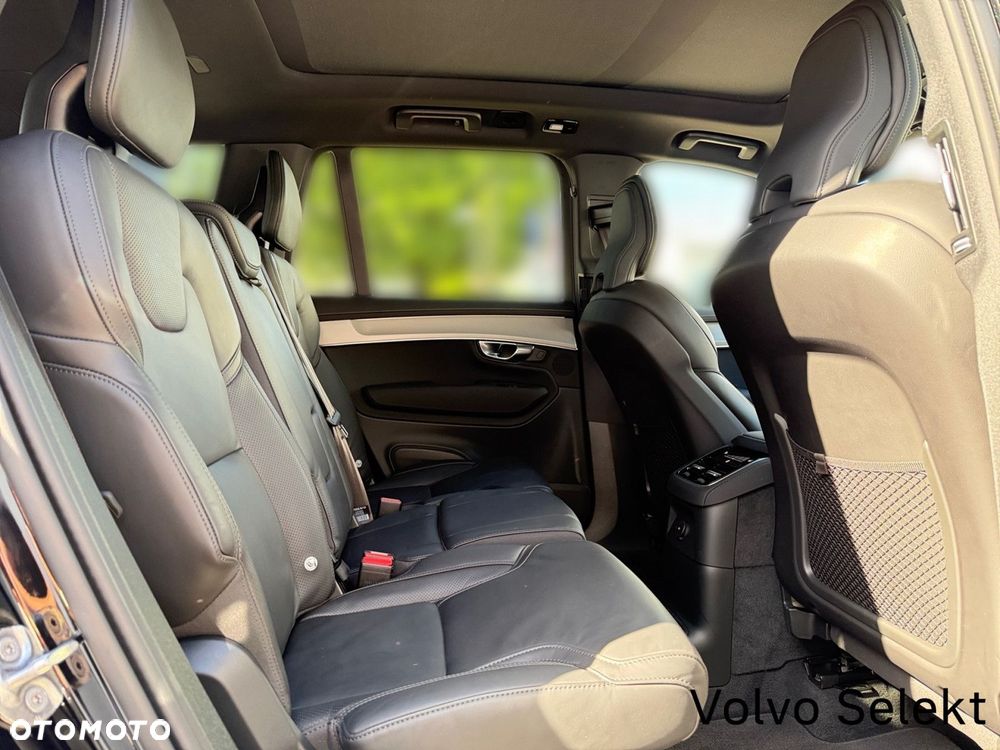 Volvo XC 90 - 32