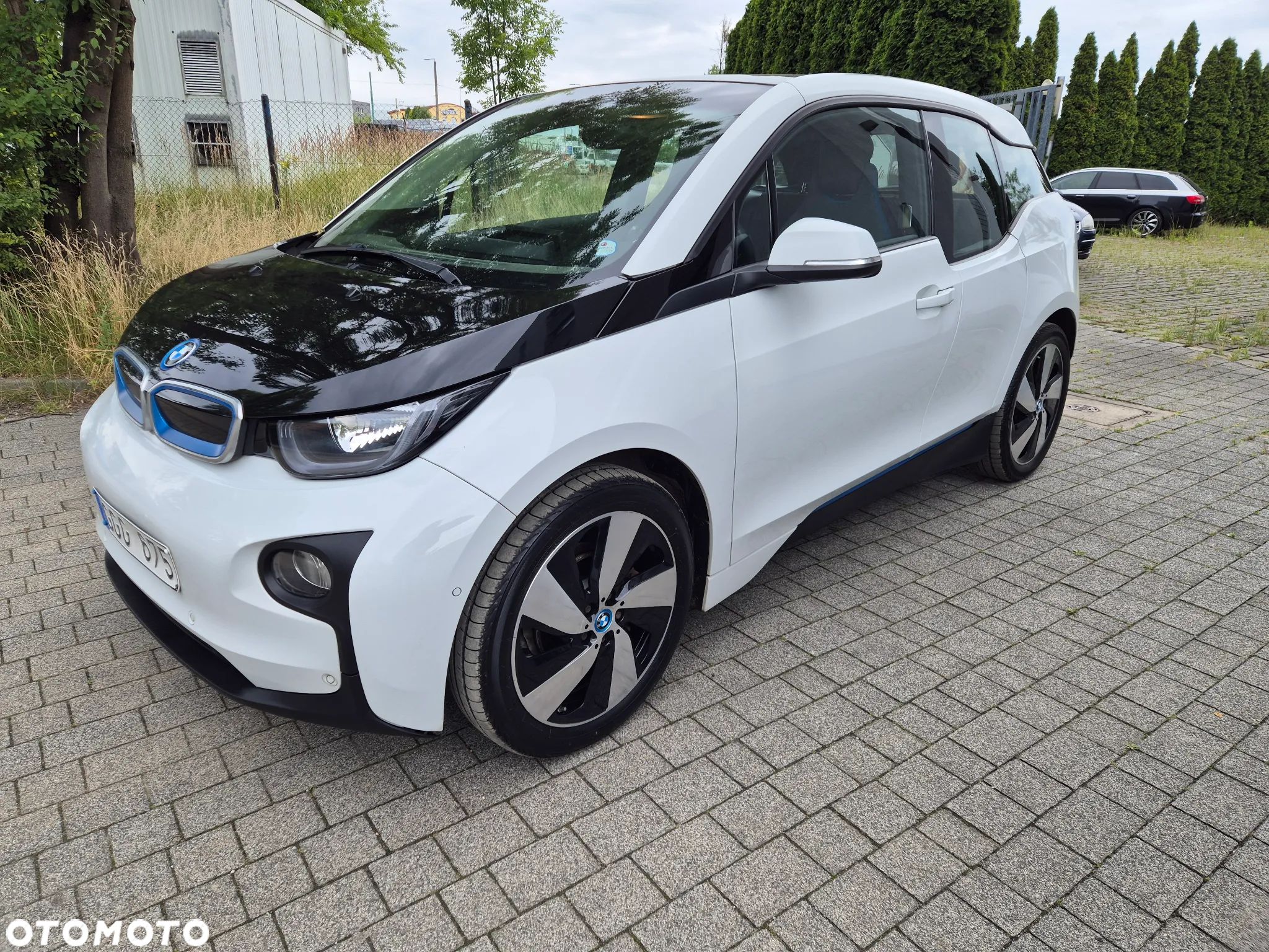BMW i3 (60 Ah) - 1