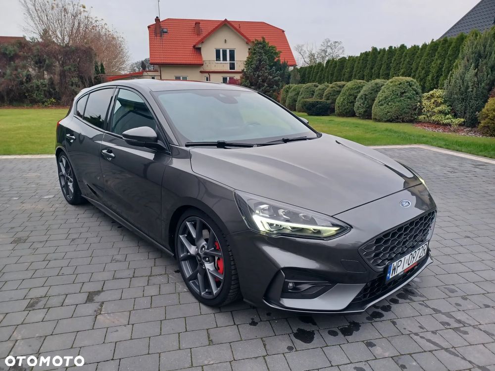 Ford Focus 2.3 EcoBoost S&S ST Edition - 20