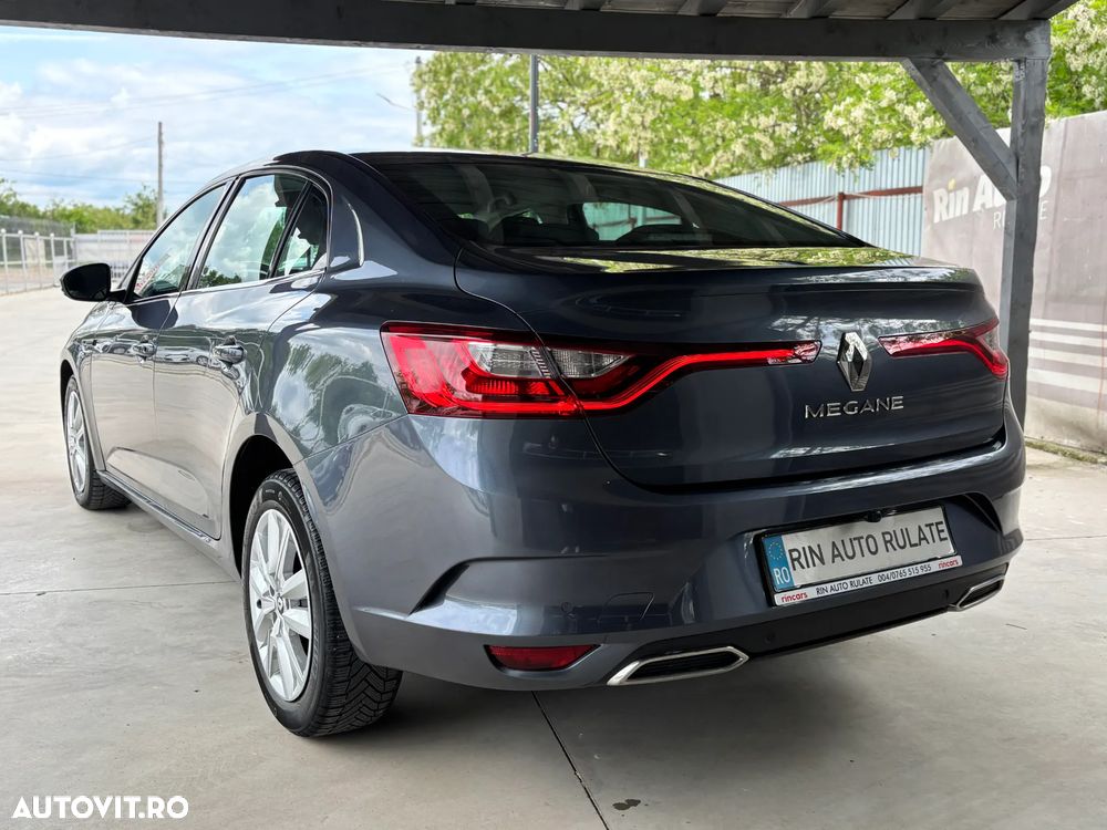 Renault Megane TCe GPF Zen - 6