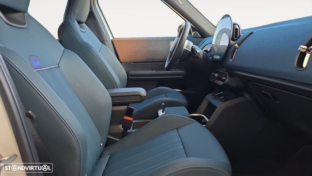 MINI Countryman E Favoured L - 11