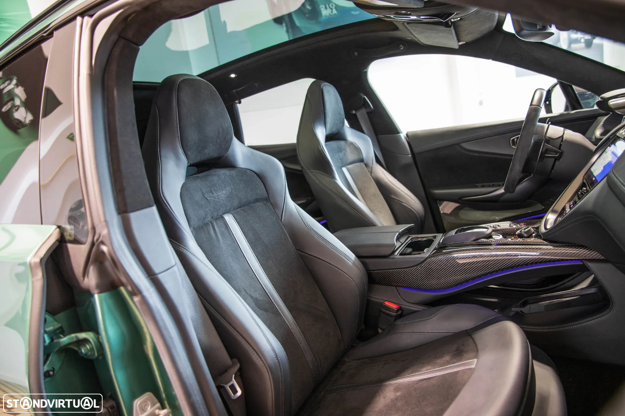 Aston Martin DBX 707 - 17