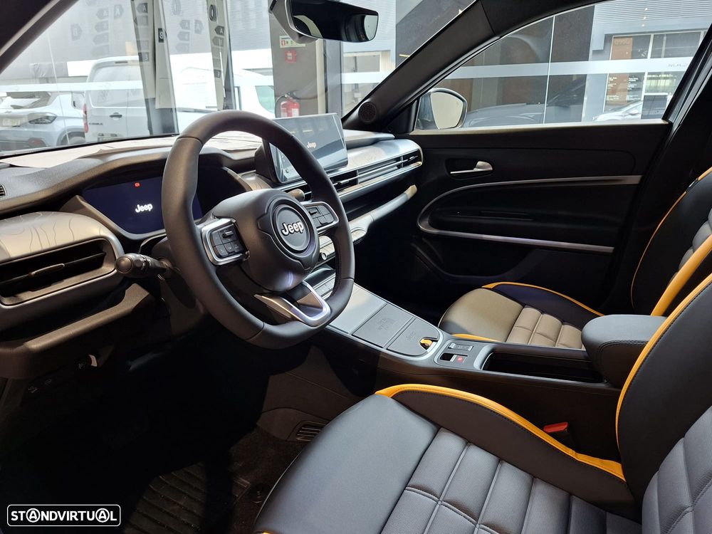 Jeep Avenger 1.2 4xe Hybrid eAWD The North Face - 20