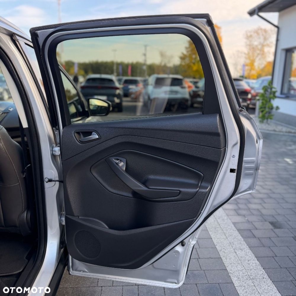 Ford Kuga - 18