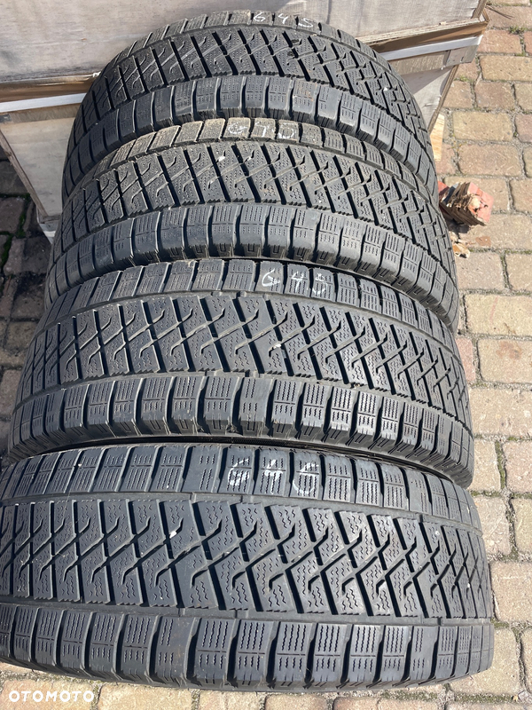 Lassa Wintus2 235/65/16C
