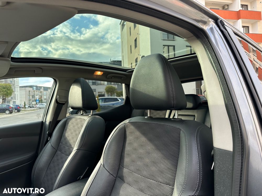 Nissan Qashqai 1.6L dCi Start/Stop 4X4-i Tekna - 6