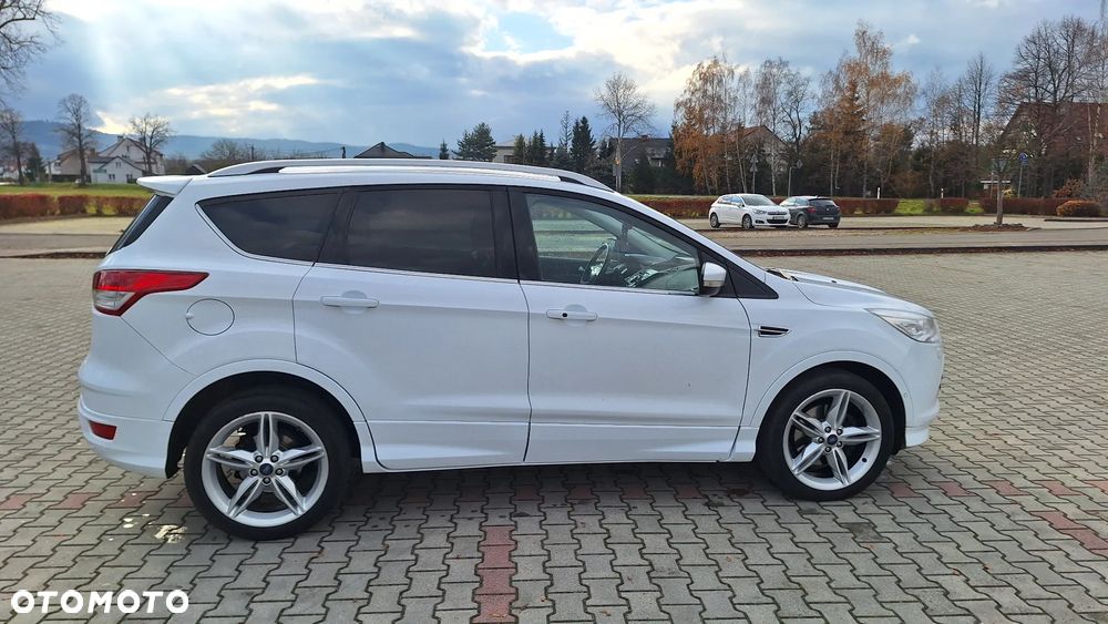 Ford Kuga 2.0 TDCi 4WD Titanium - 4