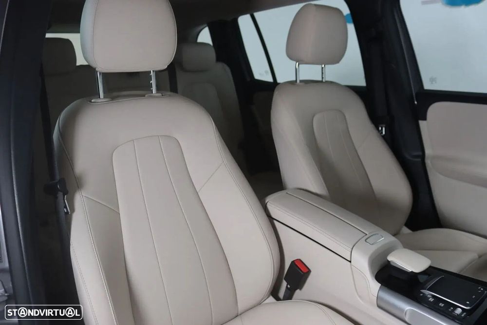 Mercedes-Benz EQB 300 4Matic - 17
