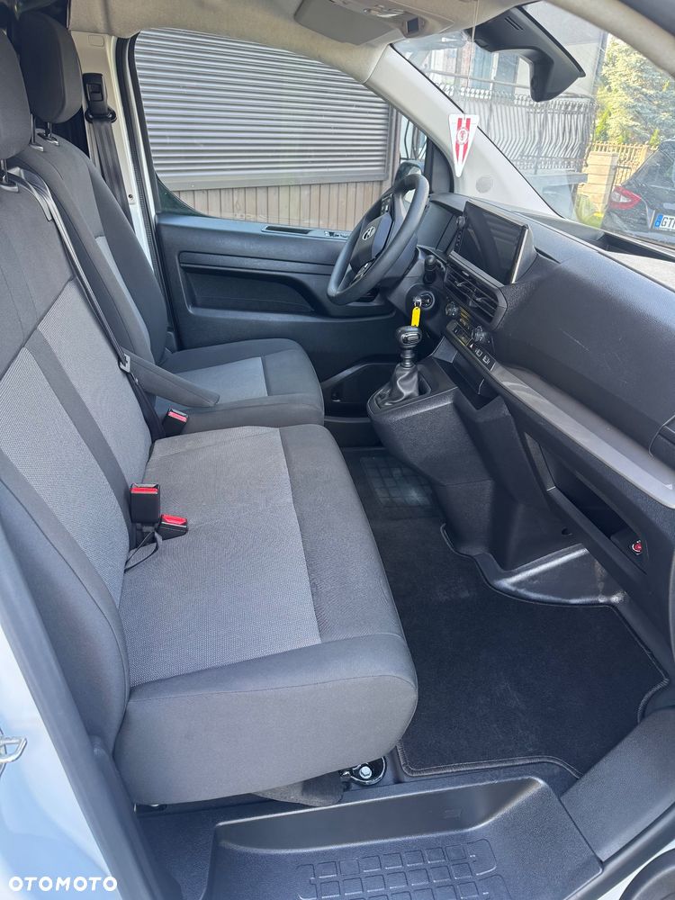 Opel Vivaro - 27