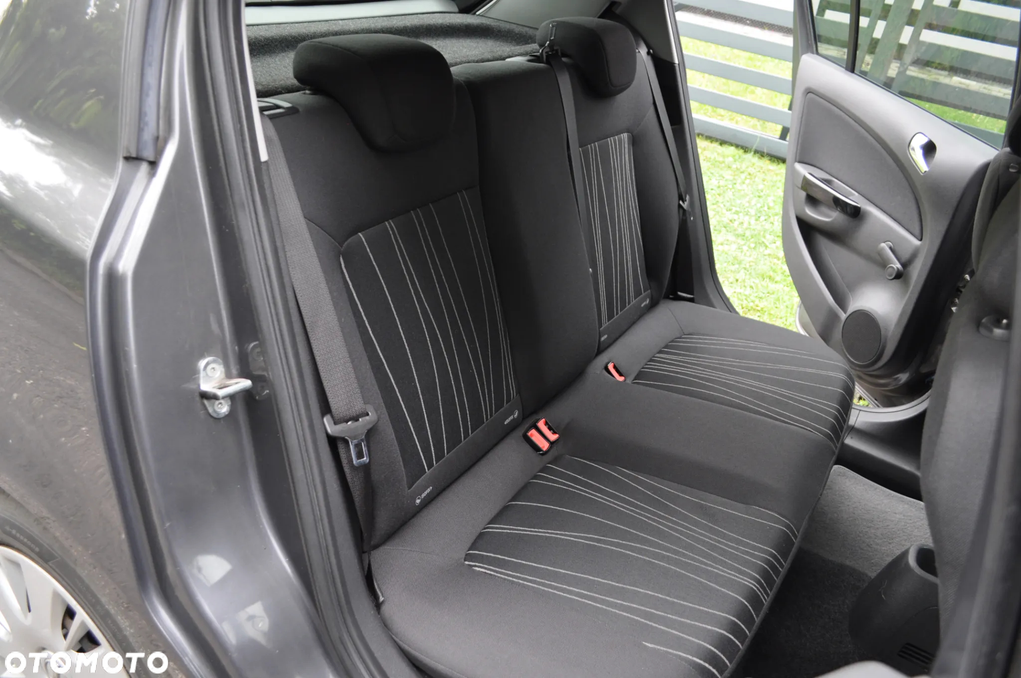 Opel Corsa 1.2 16V 111 - 19