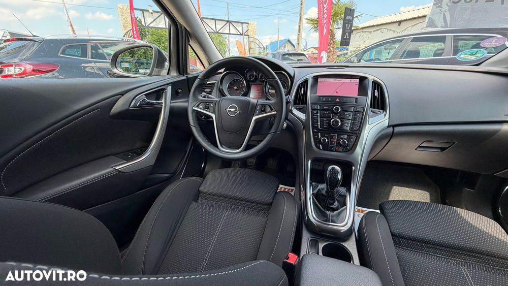 Opel Astra 1.4 Turbo ECOTEC Cosmo - 10