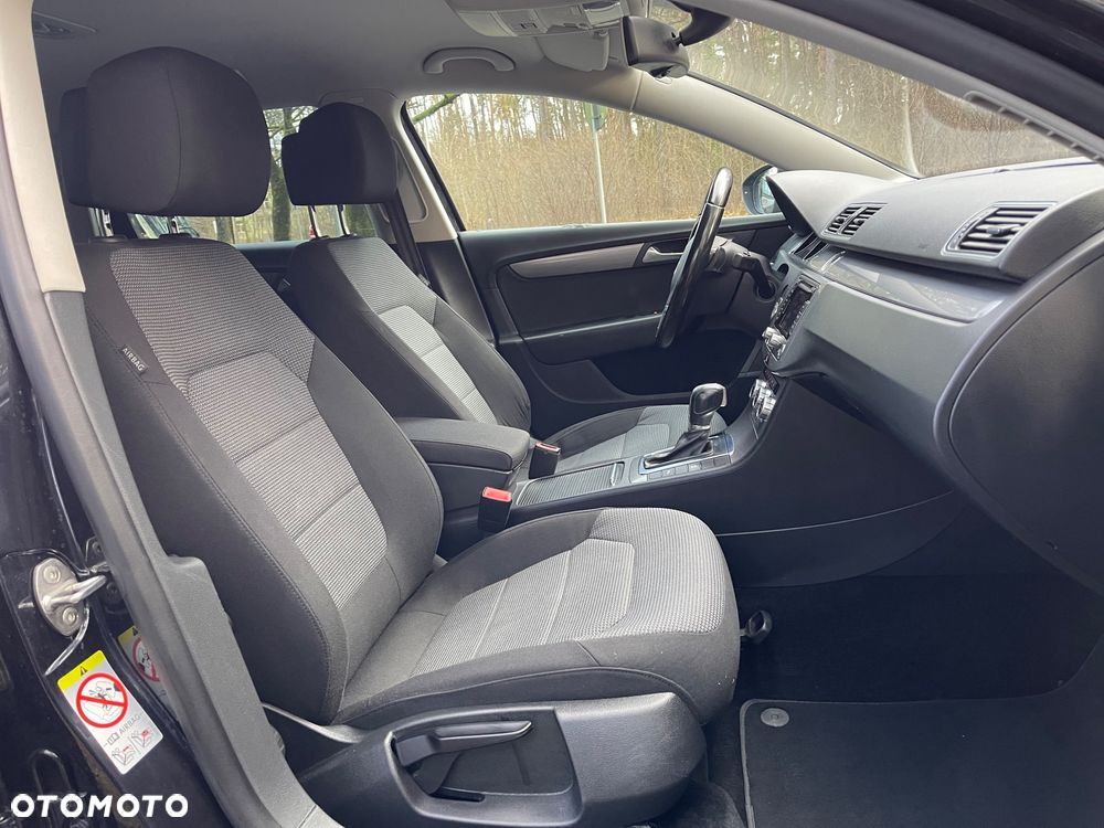 Volkswagen Passat 2.0 TDI DSG Comfortline - 6