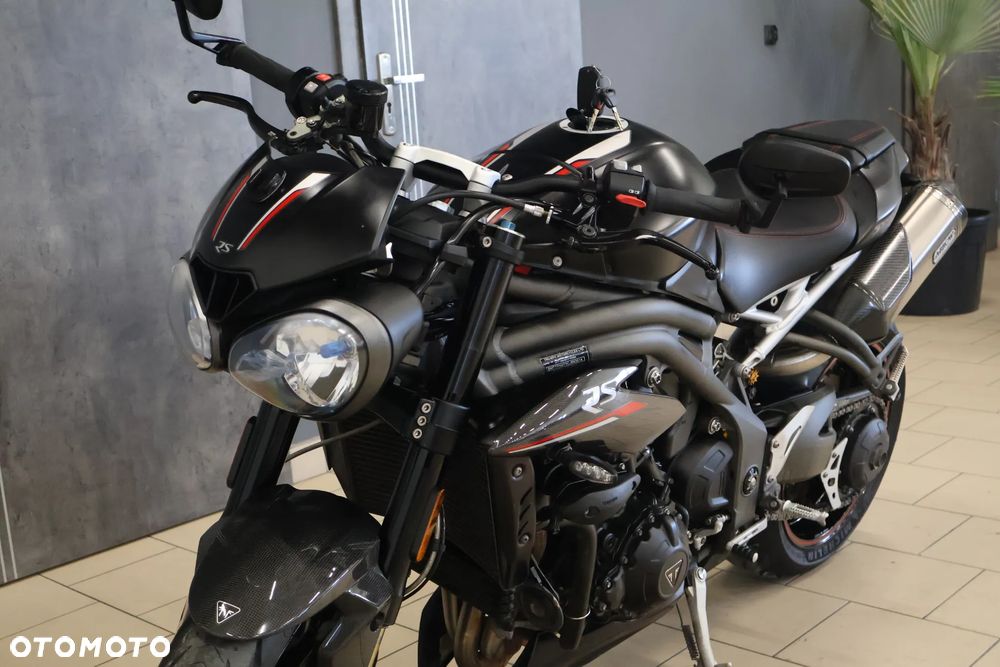 Triumph Speed Triple - 32