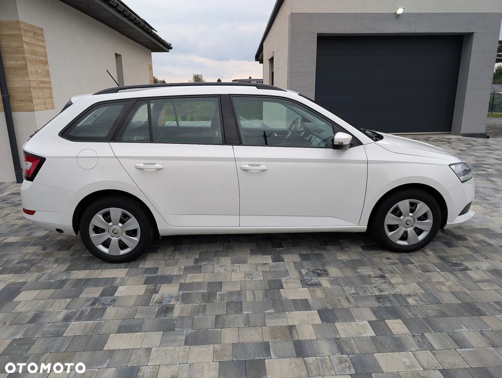 Skoda Fabia 1.0 Active - 11