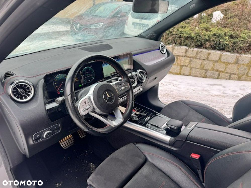 Mercedes-Benz EQA 250 AMG Line - 8