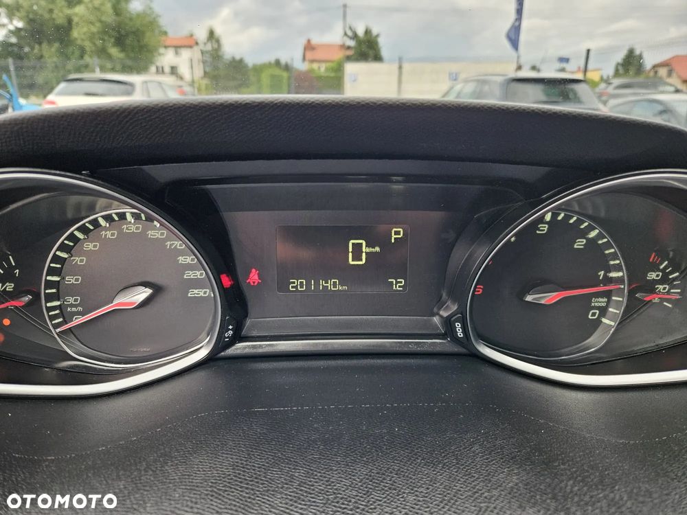 Peugeot 308 BlueHDi FAP 150 Stop&Start Automatik Allure - 20