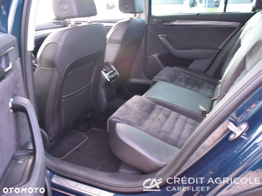 Skoda Superb 2.0 TSI 4x4 Scout DSG - 11