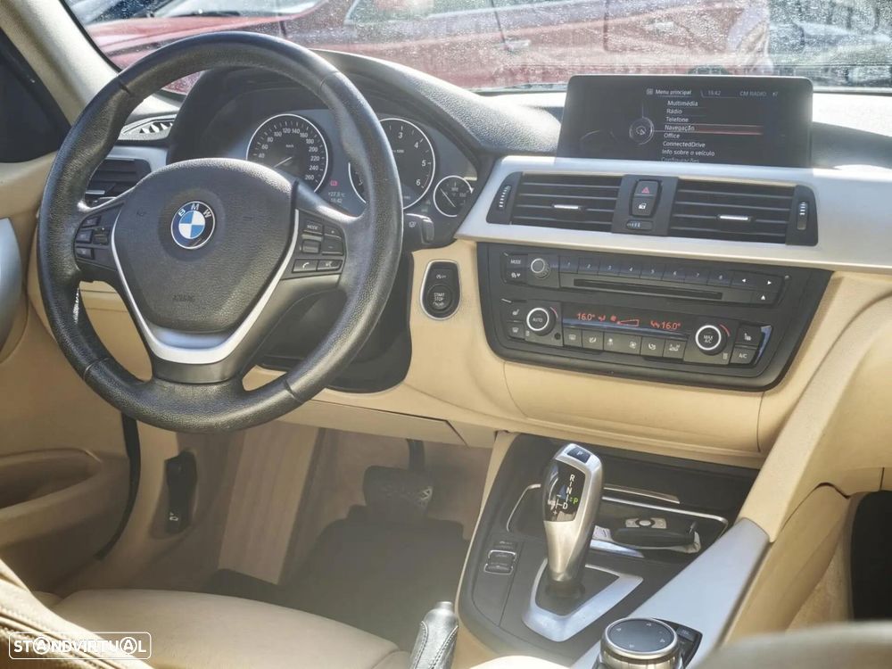 BMW 320 d Aut. Blue Performance Modern Line - 17