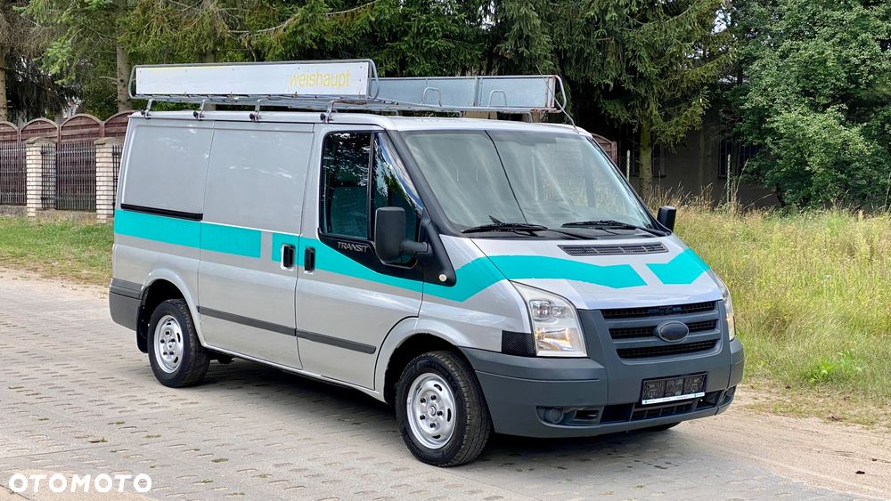 Ford Transit - 1