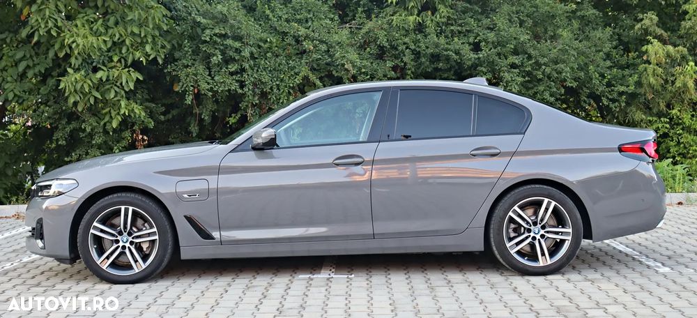 BMW Seria 5 520e AT PHEV - 6