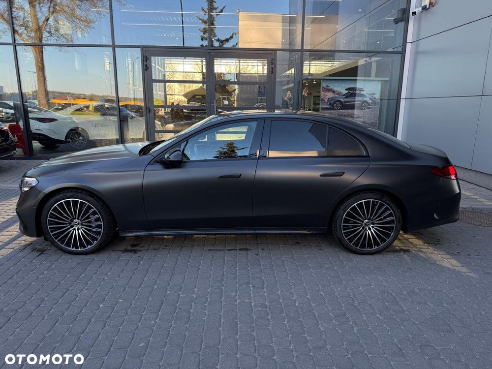 Mercedes-Benz Klasa E 220 d mHEV 4-Matic AMG 9G-Tronic - 2