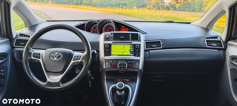 Toyota Verso 1.6 5-Sitzer Comfort - 9