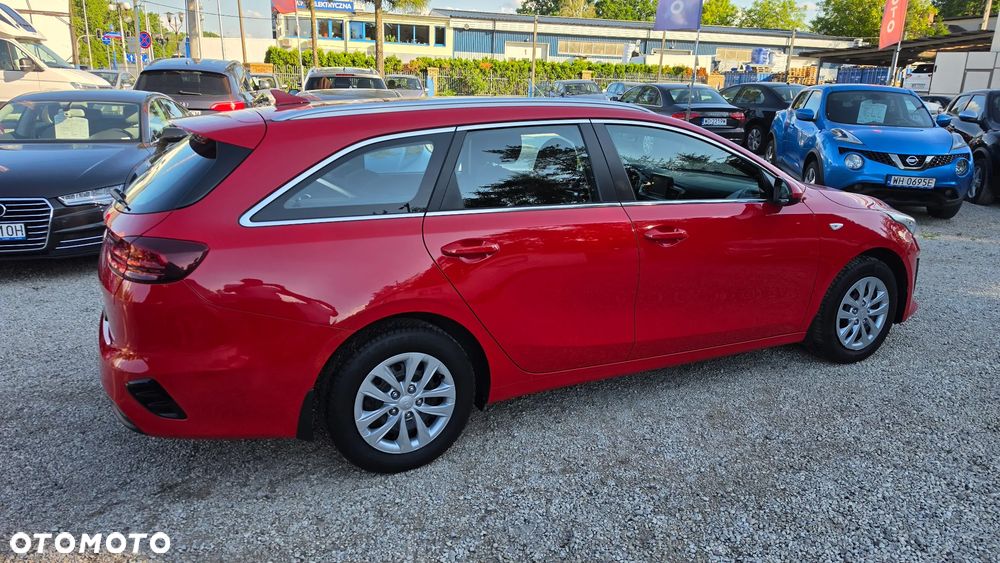 Kia Ceed 1.4 T-GDI L Business Line DCT - 31