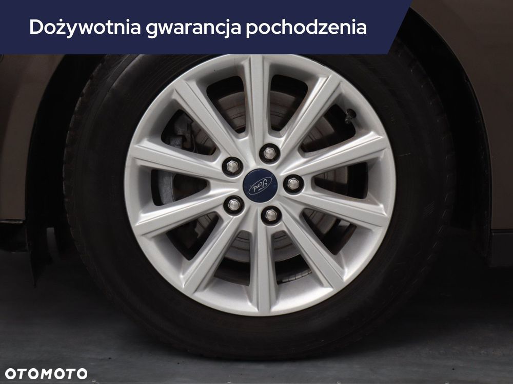 Ford Grand C-MAX - 17