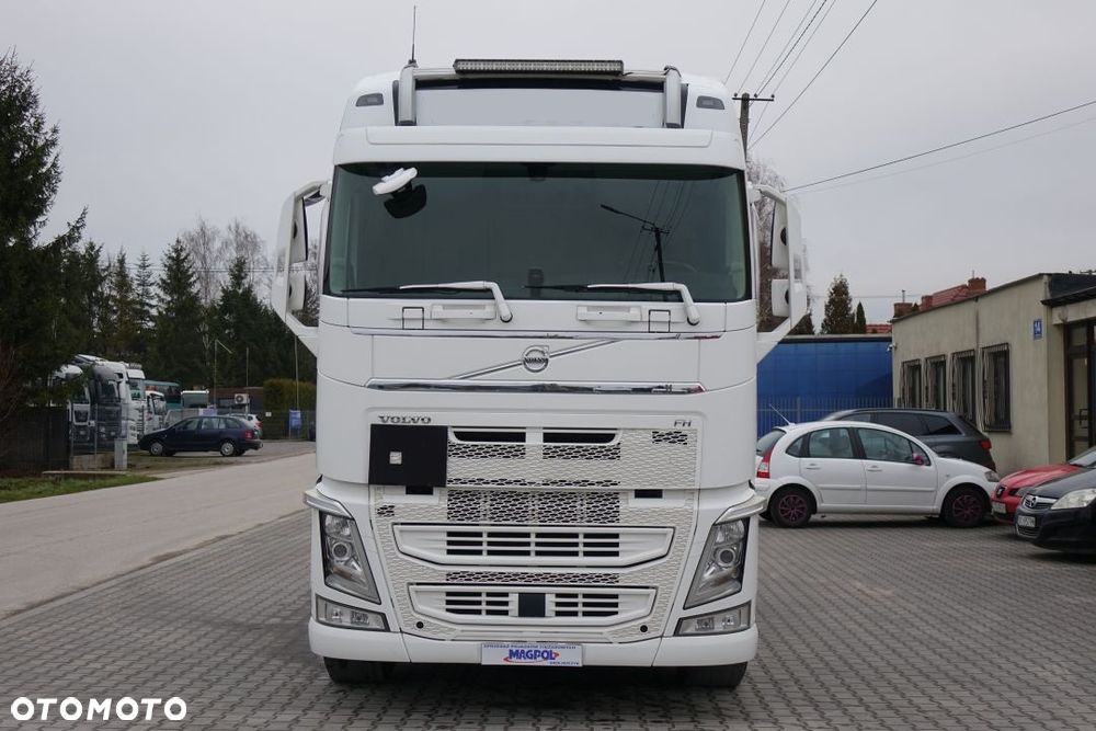Volvo FH 500 GLOBETROTTER / ADR / STANDARD / AUTOMAT / EURO 6 / HYDRAULIKA / KLIMATYZACJA POSTOJOWA / LODÓWKA - 2
