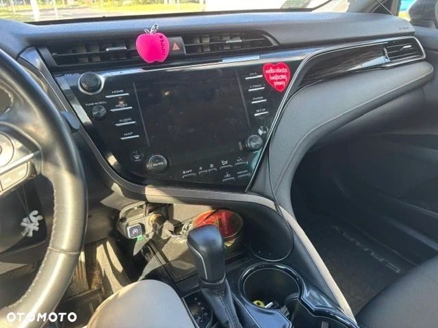Toyota Camry 2.5 Hybrid Prestige CVT - 8