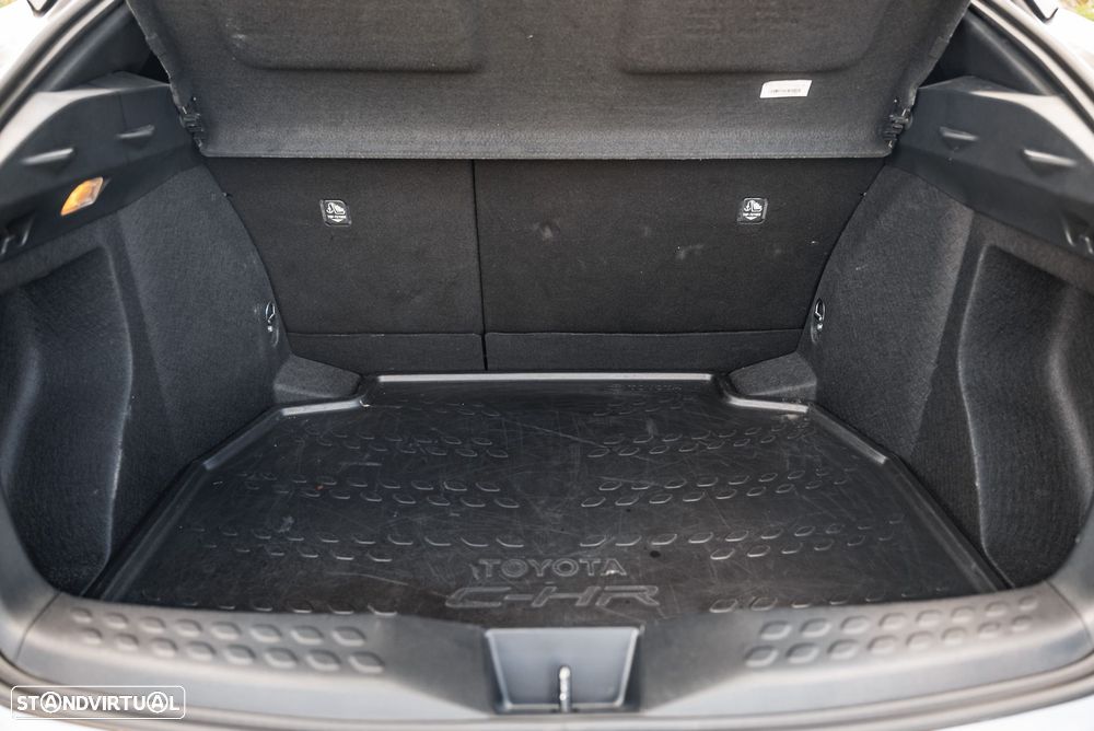 Toyota C-HR 1.8 Hybrid Square Collection - 35