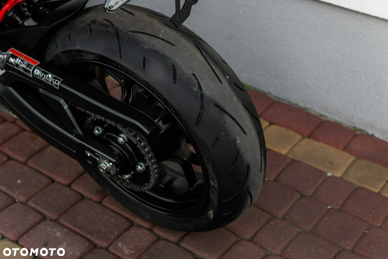 Honda CBR - 8