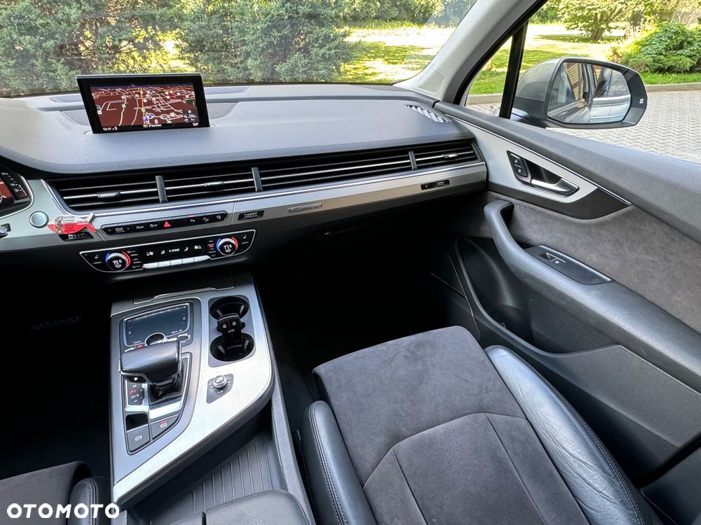 Audi Q7 - 22