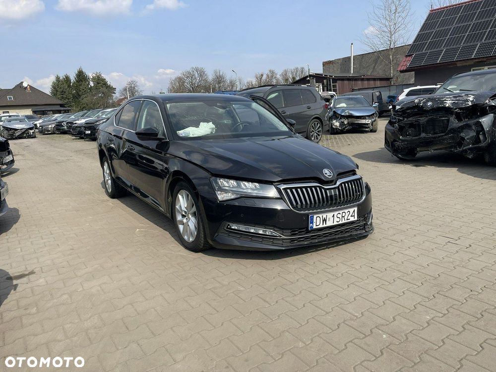 Skoda Superb 2.0 TDI SCR Style DSG - 3