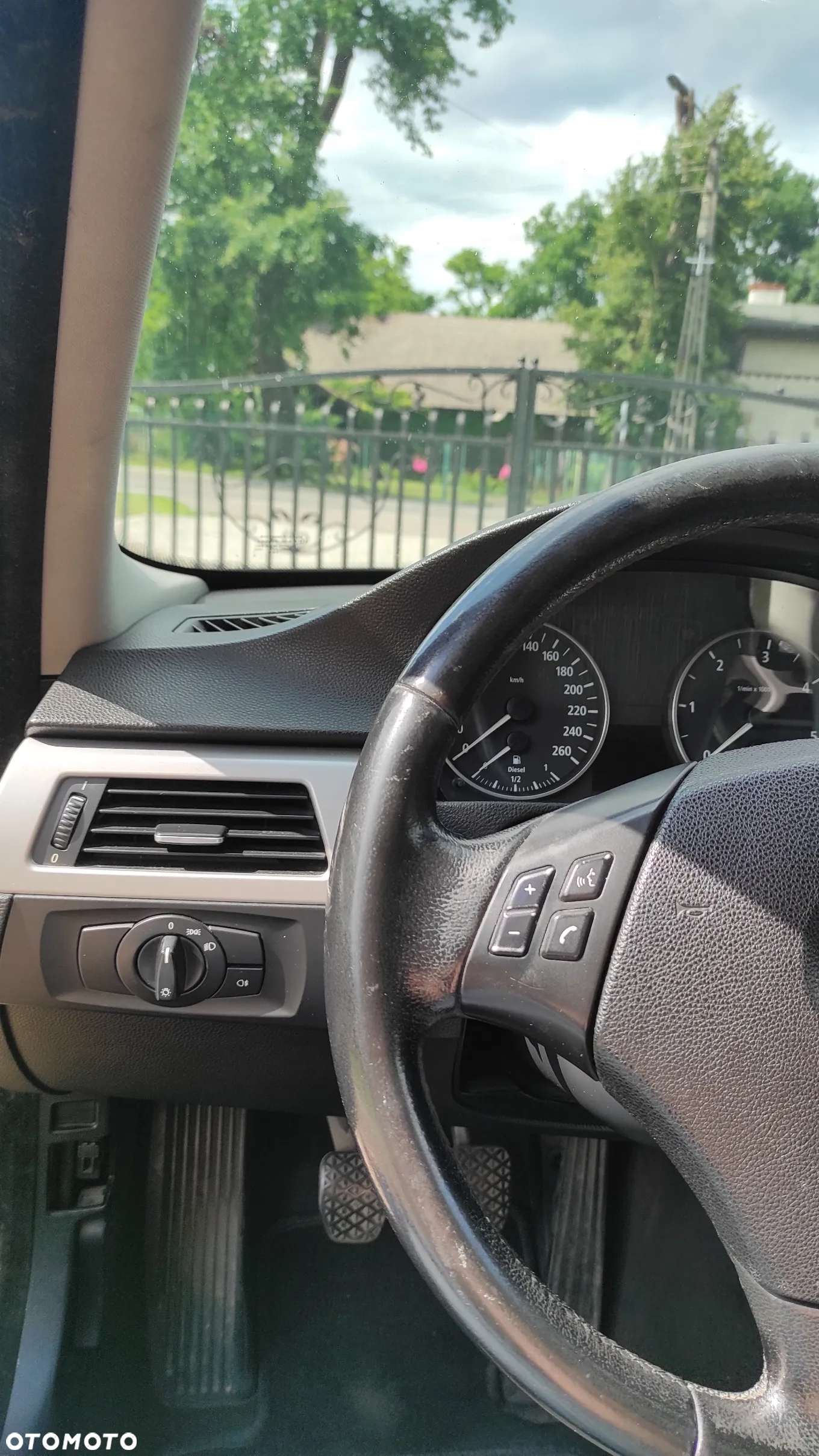 BMW Seria 3 320d - 14