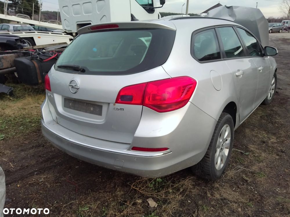 z176 lampa cwiartka tył błotnik drzwi astra j 09-15r części - 1