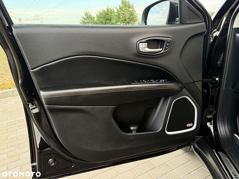Jeep Compass 1.4 MultiAir Limited - 29